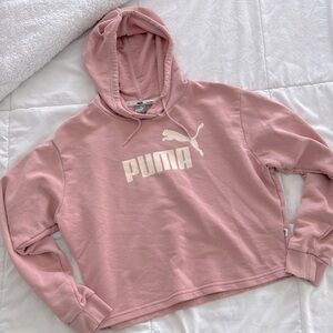 Puma women’s cropped hoodie, size small pink